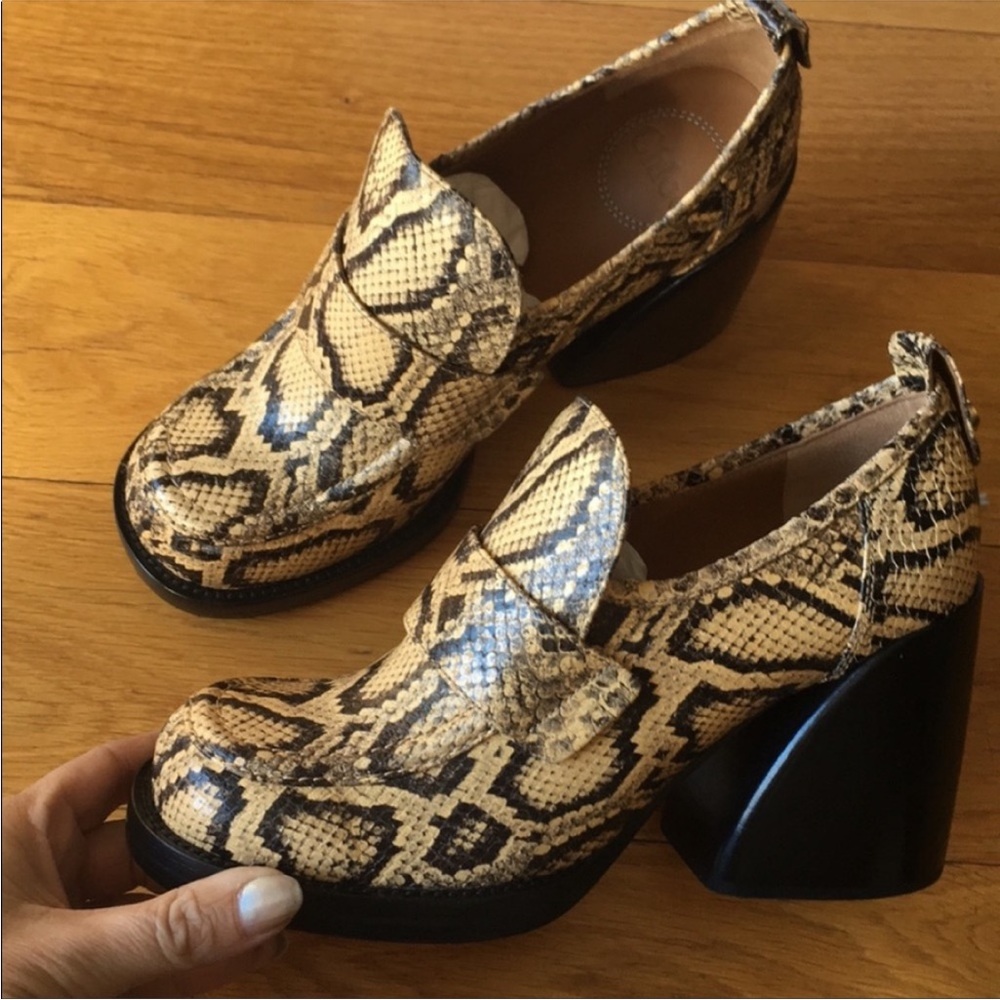 Chloé Adelie Python Loafers in Wheat Yellow 36